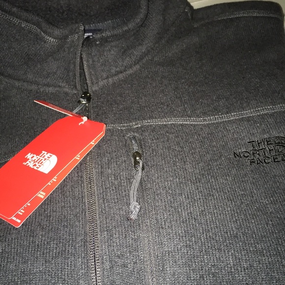 🌹🌹5X Fleece 1/4 w/ Zipper Gray NWT comfortable - Picture 5 of 6